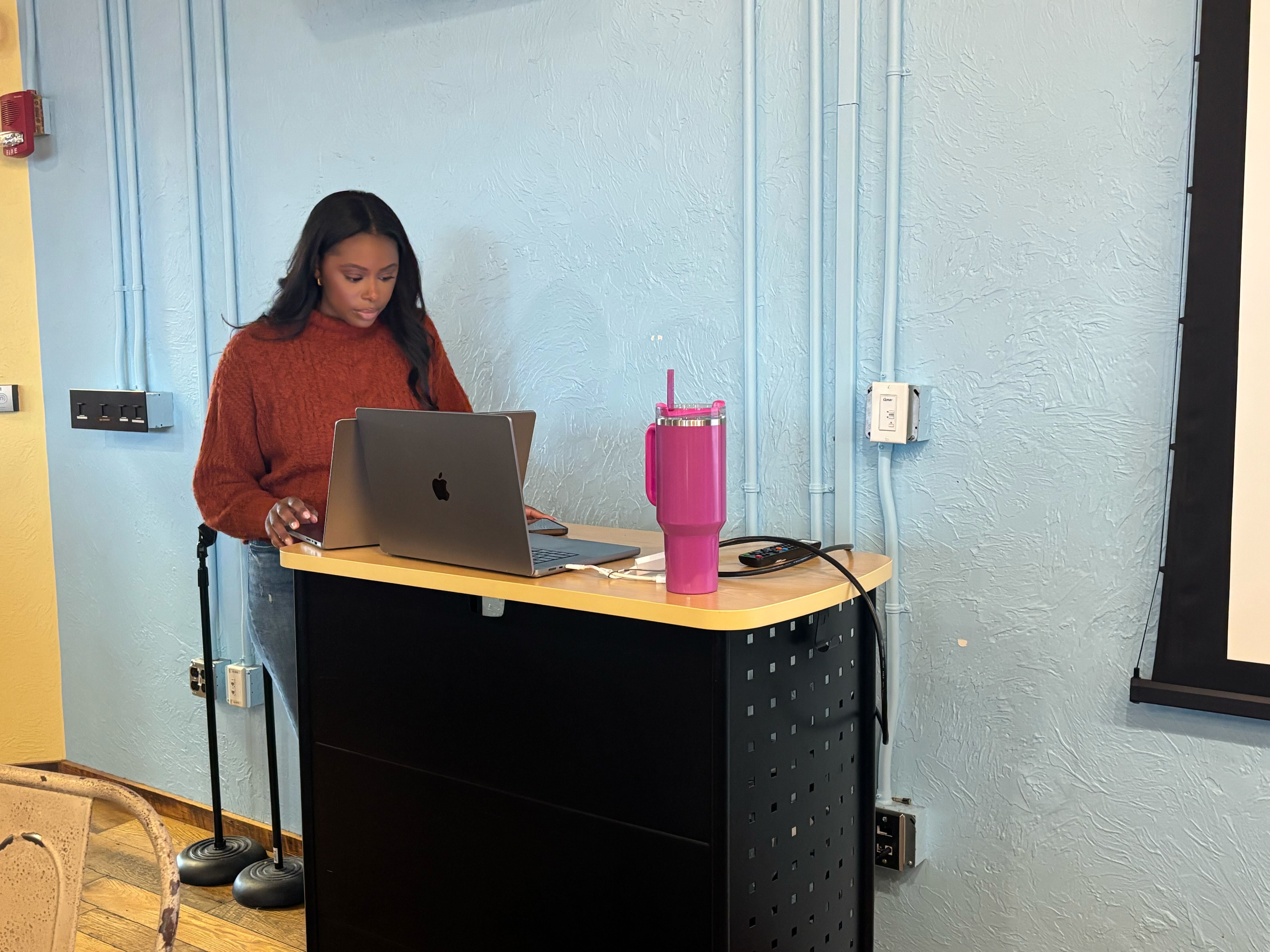 Ebony takes the stage